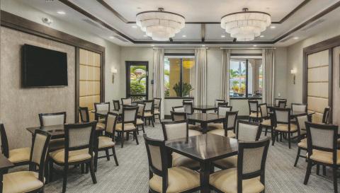7 b card room