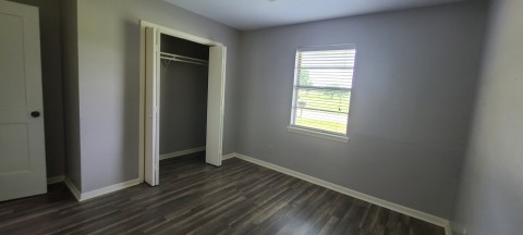 FRONT BEDROOM