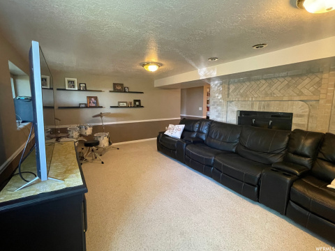 Listing picture 20