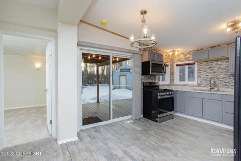 4400 Captain Cook-6