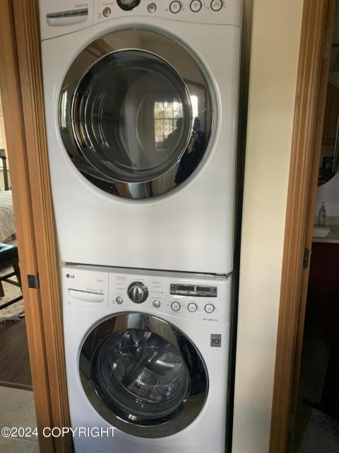 Stacked Wash/Dryer