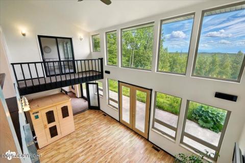 068-IMG_3876_with_clouds