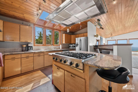 027-11411snowlinedr_ZHM_027 027-11411snowlinedr_ZHM_027