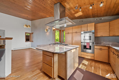 033-11411snowlinedr_ZHM_033 033-11411snowlinedr_ZHM_033