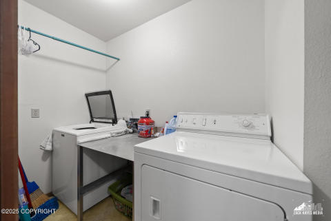 Large laundry closet Large laundry closet