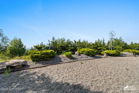 072-11411snowlinedr_ZHM_072 072-11411snowlinedr_ZHM_072