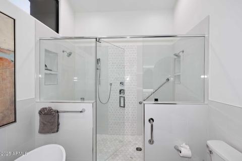 2nd Primary Bedroom-Ensuite-Shower