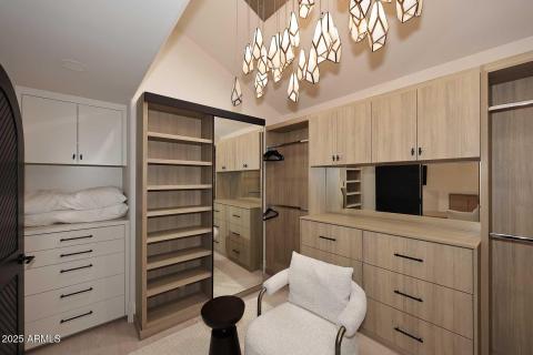 Primary Bedroom-Closet