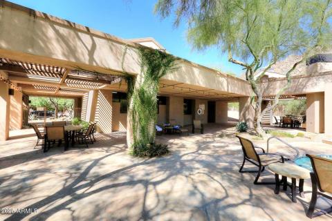 Ballantrae Ridge-Community Patio