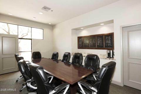 Ballantrae Ridge-Meeteing Room