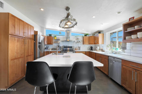 Eat In Kitchen