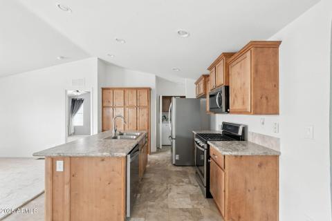 15-web-or-mls-Apache-15