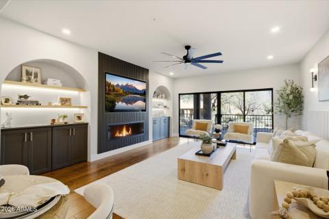 Gracious Living Area Gracious Living Area