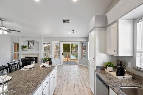 Kitchen 6