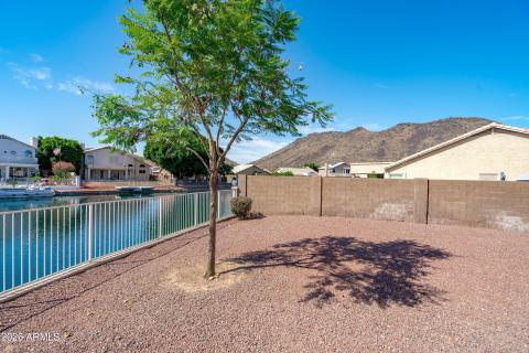 Side Yard Room for Pool 2