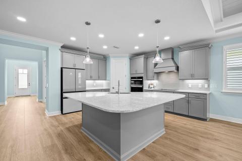 12-web-or-mls-9441 Escape Ave-23