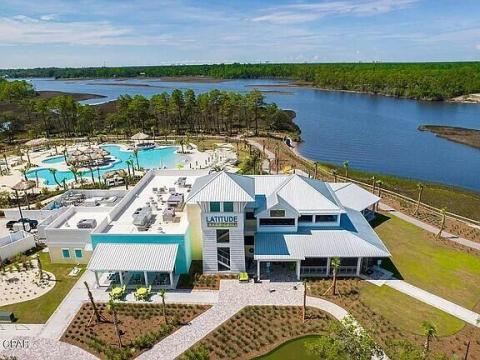 d3c8a2dadf0e657175fd257e8d828cc6-cc_ft_5