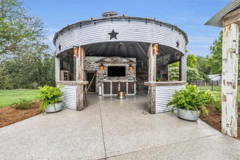 Pool House