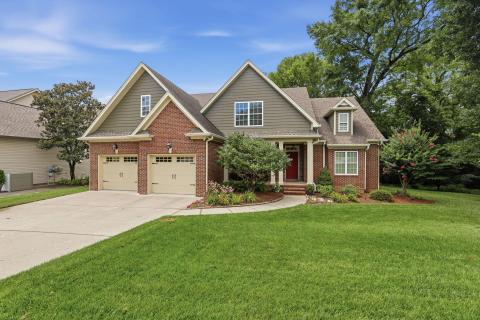 1157 Hidden Creek