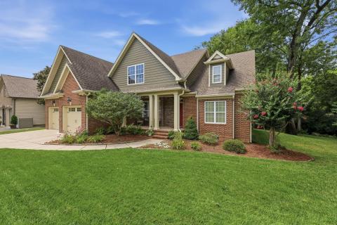 1157 Hidden Creek