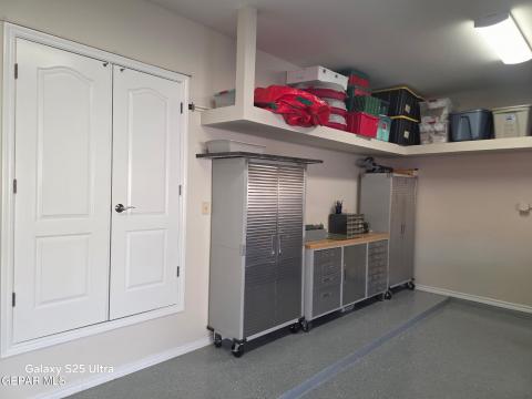 8160103508445697688 8160103508445697688