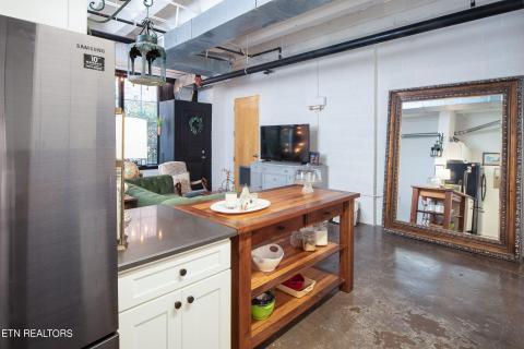 Kitchen - Living room