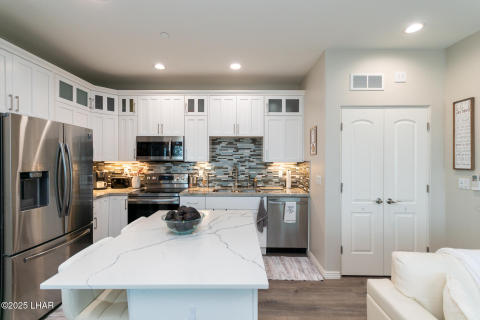 490LakeHavasuAve-12
