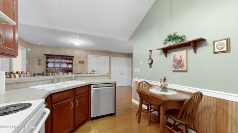 10223 Pine Glen Cir-14 10223 Pine Glen Cir-14