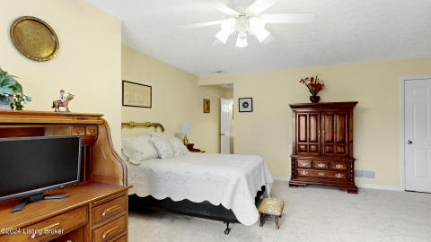 10223 Pine Glen Cir-28 10223 Pine Glen Cir-28