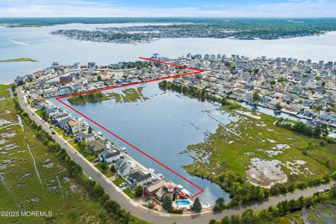 02-Front Aerial BOAT ROUTE