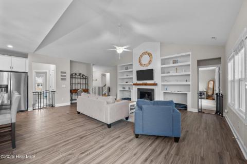 8-web-or-mls-_RAD0656