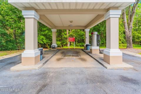 Community Car Care Area