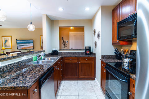 Kitchen b