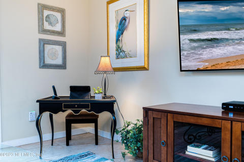 Work Station