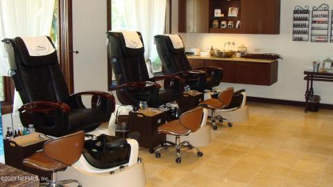 Spa Salon