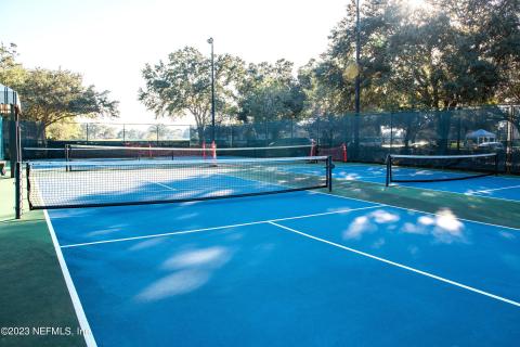 K&B Tennis