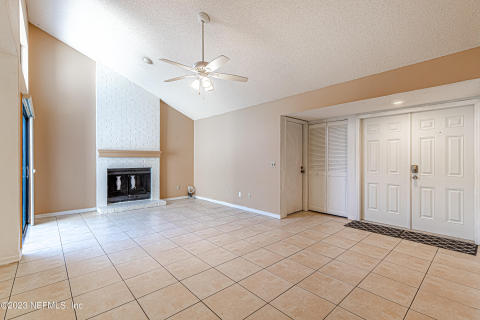 2421 Brittany Court (12) 2421 Brittany Court (12)