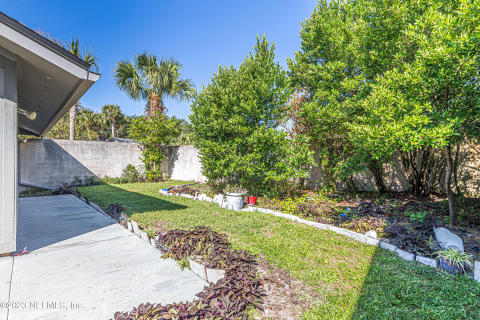 2421 Brittany Court (34) 2421 Brittany Court (34)