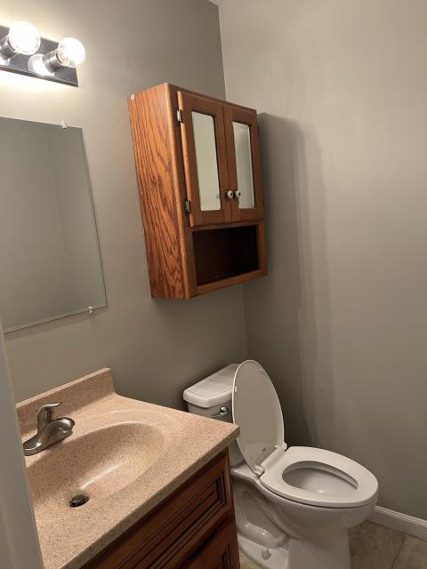 1/2 bath off Primary Bdrm