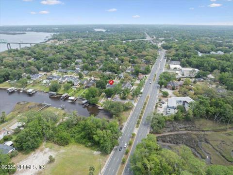 86-DJI_20250421233123_0292_Da_1