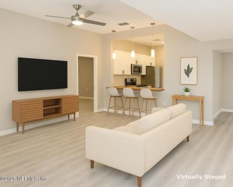 707E0D86-virtually_staged