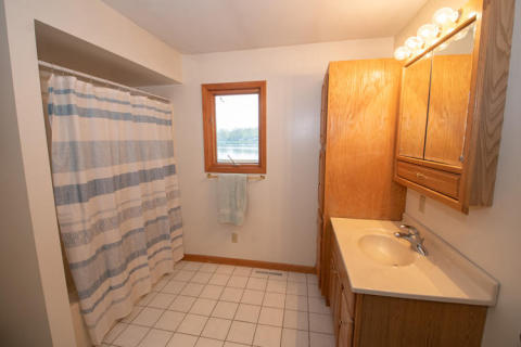 61216 N Main Jones  Bathroom  2