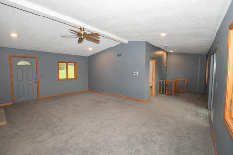 61216 N Main Jones  Living room  6