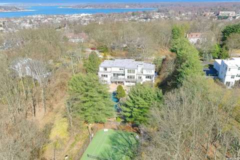 Upper Brookville At It's Finest