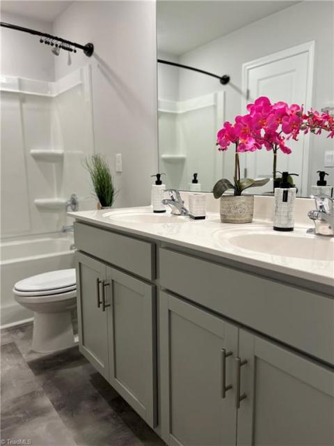 Upstairs Full Bath