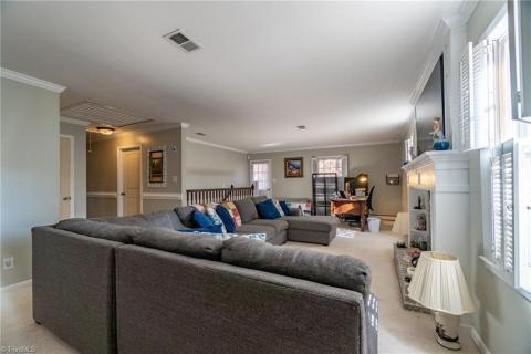 Second story living area