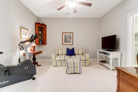 Hall Bath Upstairs
