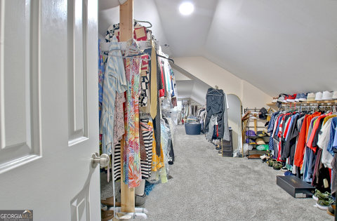 Walk In Closet