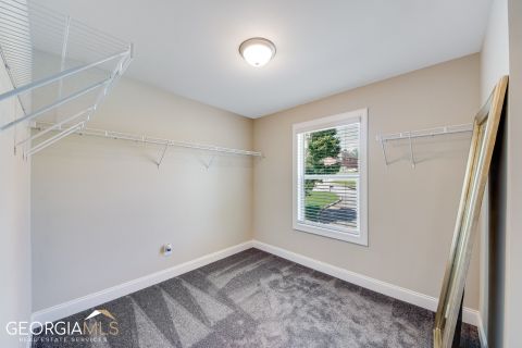 Walk In Closet
