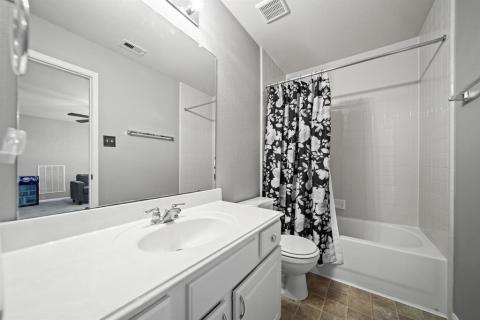 Upstairs Bathroom